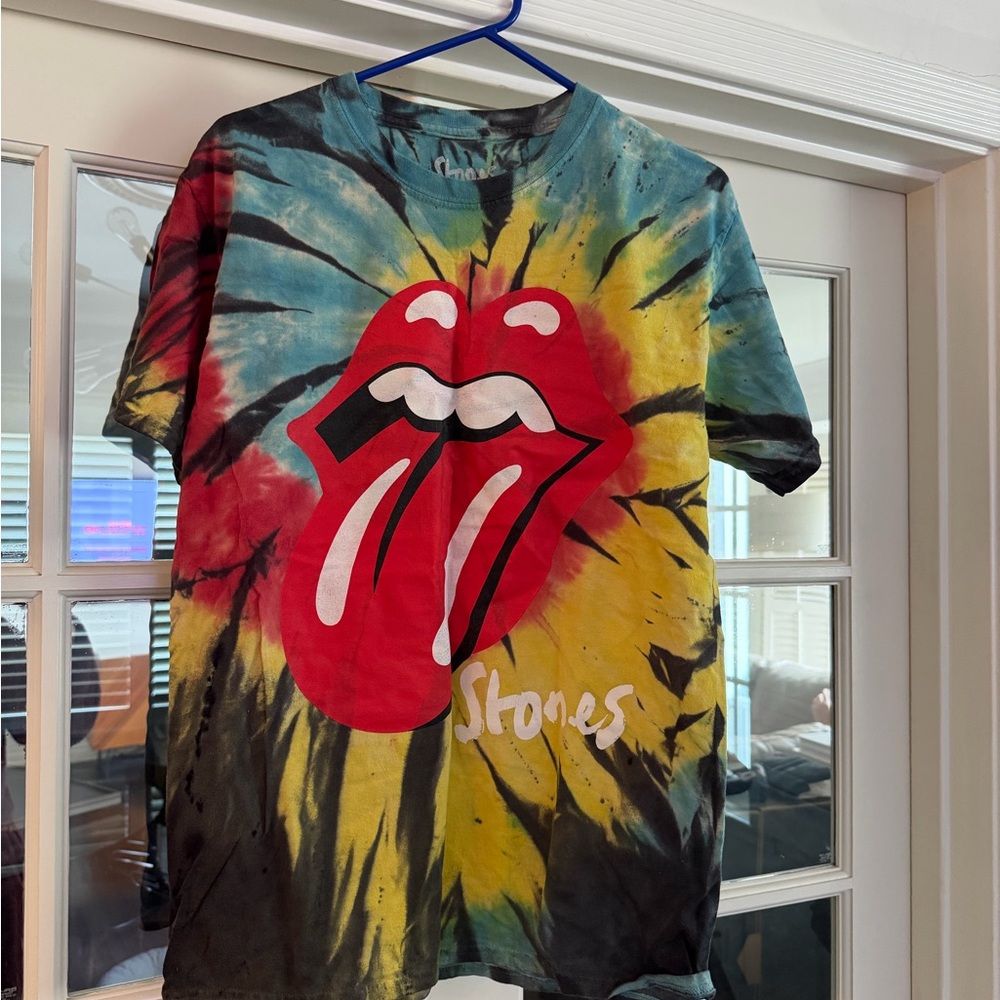 Tie-Dye Rolling Stones no Filter 2021 Concert T-Shirt, unisex size medium
